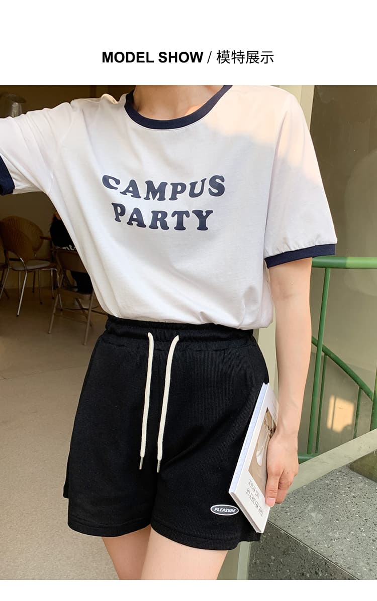 黒パンツ ゆったりコーデュロイドローショート