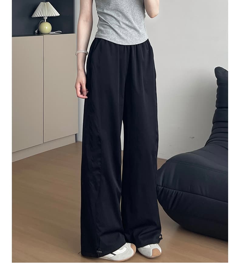 黒パンツ ゆったりワイド実用ポケットパンツ
