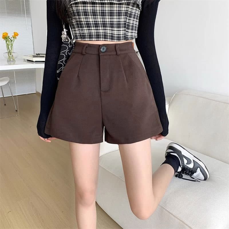 黒パンツ フレアショートパンツ プリーツ デザイン