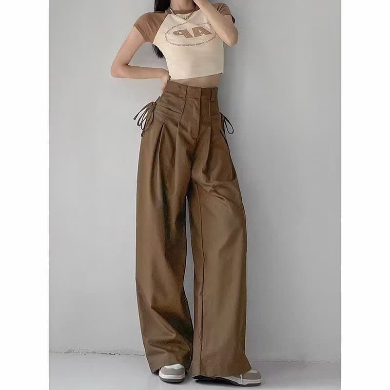 黒パンツ ドレープシルエット ワイドパンツ