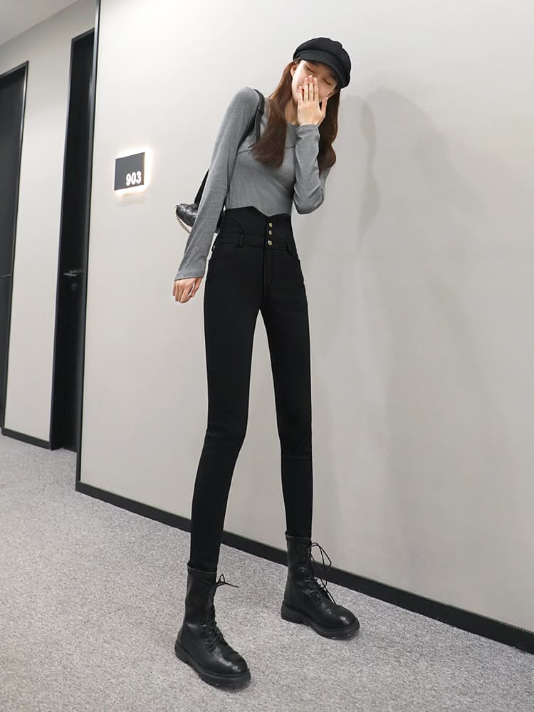 黒パンツ ハイウエスト美脚スキニーパンツ