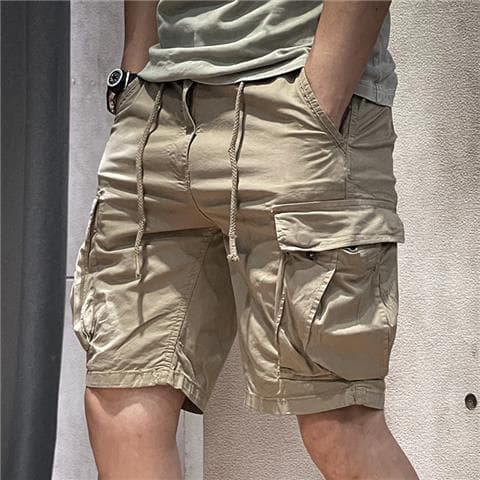 黒パンツ ポケット付きカーゴショートパンツ